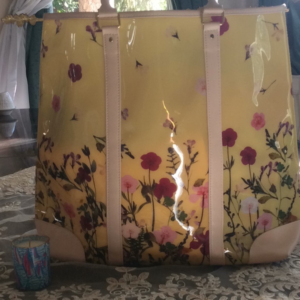 ELEGANT Summer tote from ULTA
